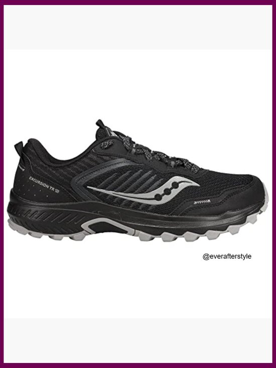 Trail Running Shoes with Synthetic Textile and Rubber Sole